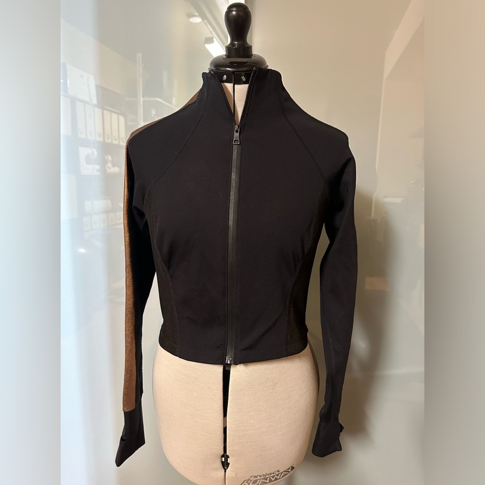 Limited edition Beyond Yoga active jacket